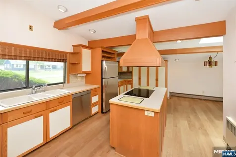 235 Godwin Avenue Wyckoff NJ 07481