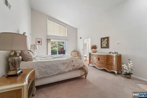 8 Union Hill Road Denville Township NJ 07834