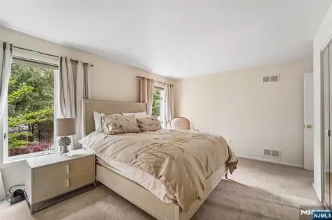 8 Union Hill Road Denville Township NJ 07834