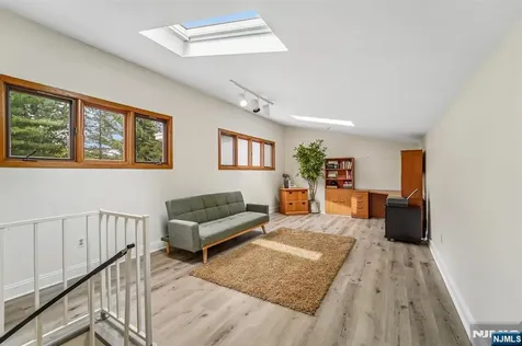 8 Union Hill Road Denville Township NJ 07834