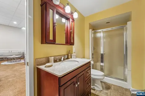 8 Union Hill Road Denville Township NJ 07834