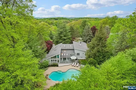 8 Union Hill Road Denville Township NJ 07834