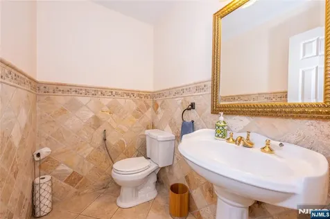 12 Rene Court Wayne NJ 07470
