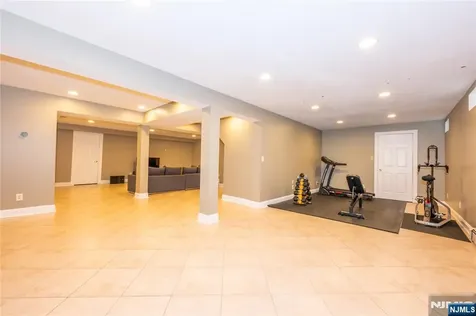 12 Rene Court Wayne NJ 07470