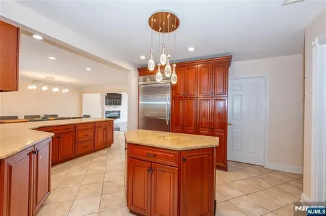 12 Rene Court Wayne NJ 07470