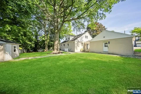 30 Birch Street Emerson NJ 07630