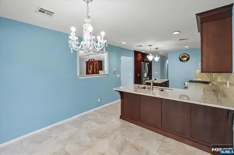 376 Kenwood Englewood NJ 07631