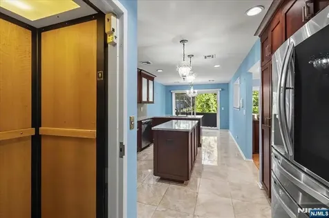 376 Kenwood Englewood NJ 07631