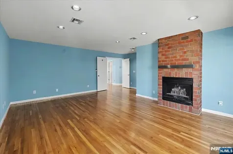 376 Kenwood Englewood NJ 07631