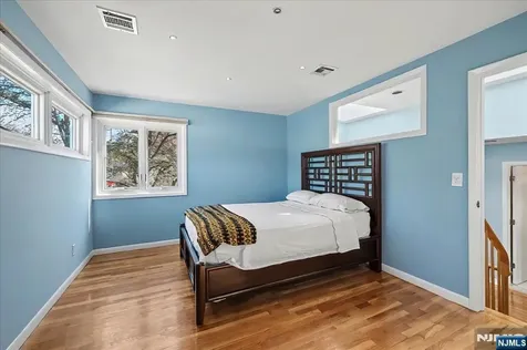 376 Kenwood Englewood NJ 07631