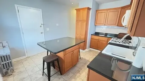 760 Hamilton Street Harrison NJ 07029