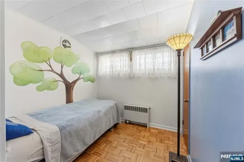 24 Robertson Road West Orange NJ 07052