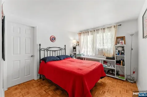 24 Robertson Road West Orange NJ 07052