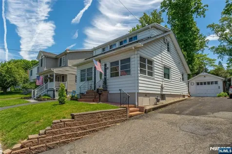 24 Robertson Road West Orange NJ 07052