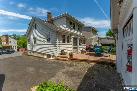 24 Robertson Road West Orange NJ 07052