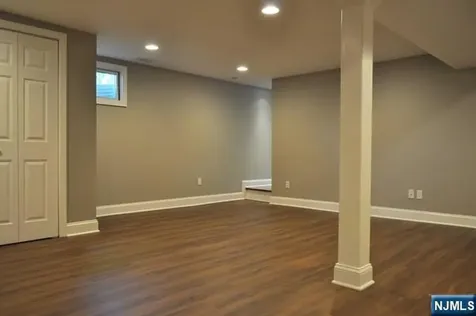 176 Yawpo Avenue Oakland NJ 07436