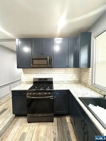96-98 Goldsmith Avenue Newark NJ 07112