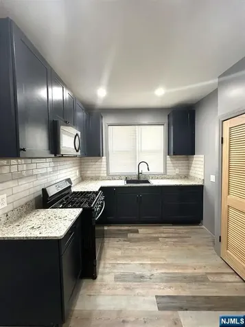 96-98 Goldsmith Avenue Newark NJ 07112