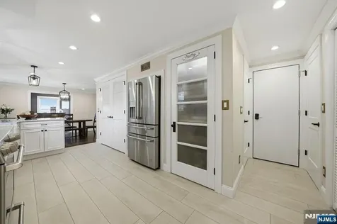 35 Stuart Street Waldwick NJ 07463