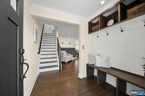 35 Stuart Street Waldwick NJ 07463
