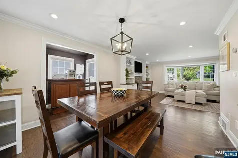 35 Stuart Street Waldwick NJ 07463