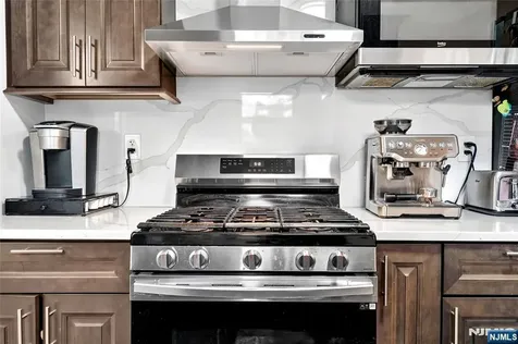 59 Colonial Parkway Dumont NJ 07628