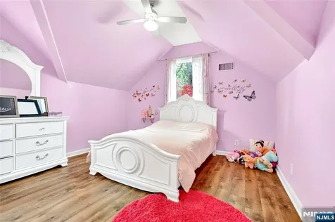 59 Colonial Parkway Dumont NJ 07628