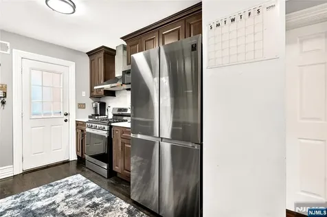 59 Colonial Parkway Dumont NJ 07628