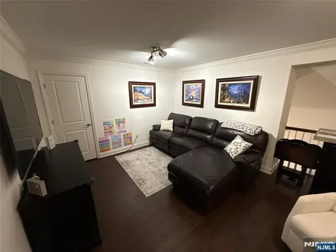 36 Elston Court Wanaque NJ 07420