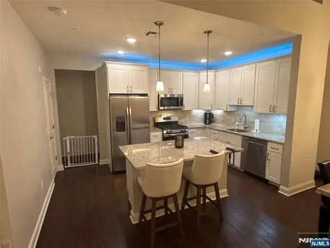 36 Elston Court Wanaque NJ 07420