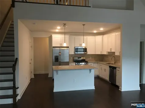 36 Elston Court Wanaque NJ 07420