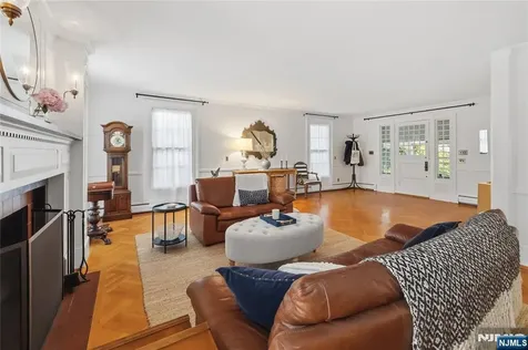 16 Pascack Road Woodcliff Lake NJ 07677