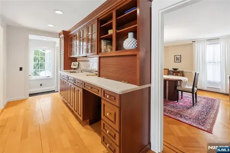 16 Pascack Road Woodcliff Lake NJ 07677