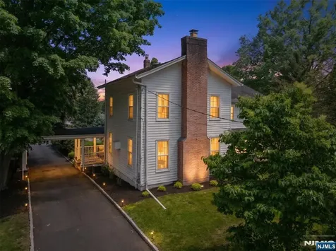 16 Pascack Road Woodcliff Lake NJ 07677