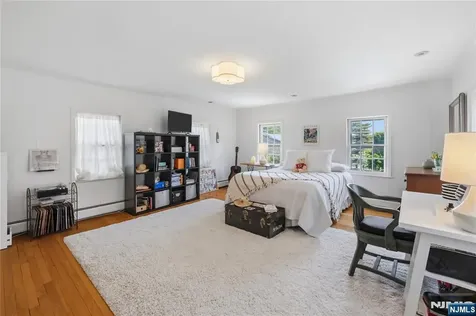 16 Pascack Road Woodcliff Lake NJ 07677