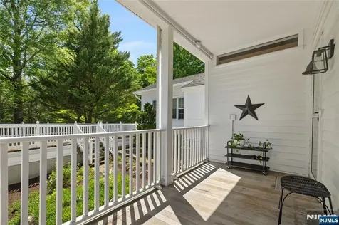 16 Pascack Road Woodcliff Lake NJ 07677