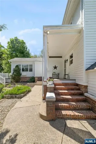 16 Pascack Road Woodcliff Lake NJ 07677