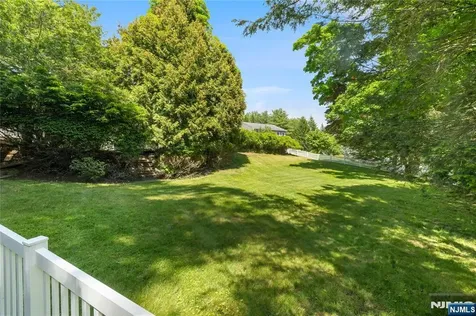 16 Pascack Road Woodcliff Lake NJ 07677