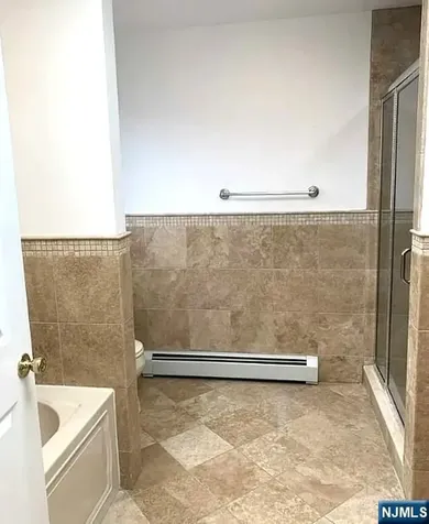 531A 2nd Street Palisades Park NJ 07650