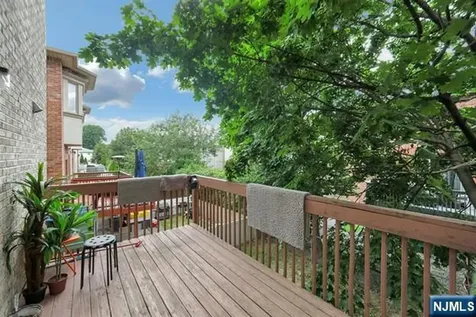 531A 2nd Street Palisades Park NJ 07650