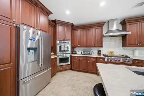 184 Donny Brook Drive Allendale NJ 07401