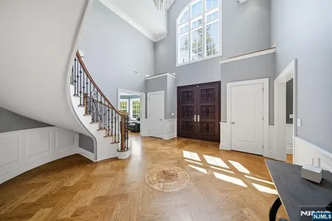184 Donny Brook Drive Allendale NJ 07401