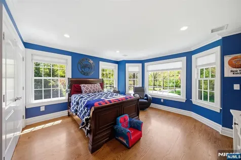 184 Donny Brook Drive Allendale NJ 07401