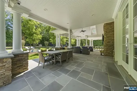 184 Donny Brook Drive Allendale NJ 07401