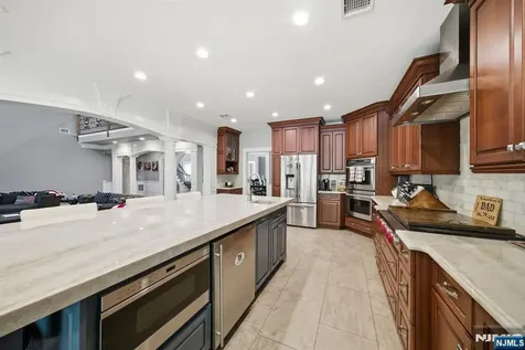 184 Donny Brook Drive Allendale NJ 07401