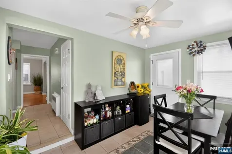 128 White Oak Terrace Belleville NJ 07109