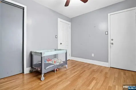 407 3rd Avenue Newark NJ 07107