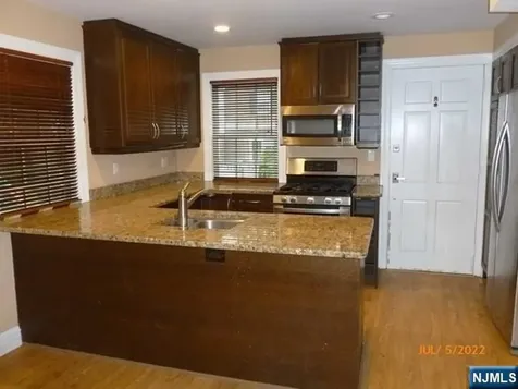 5 Aberdeen Place Fair Lawn NJ 07410