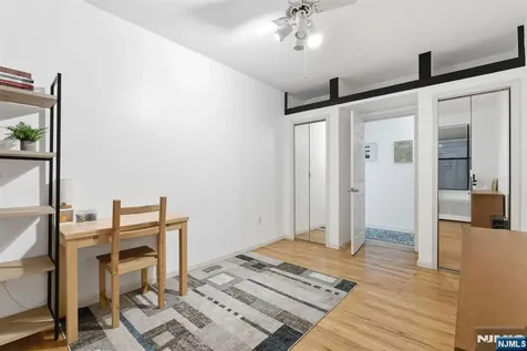 883 E Boulevard Weehawken NJ 07086