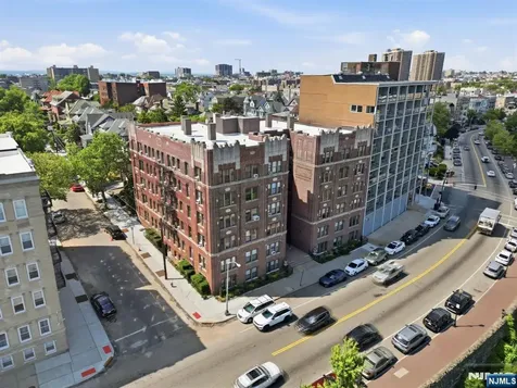 883 E Boulevard Weehawken NJ 07086